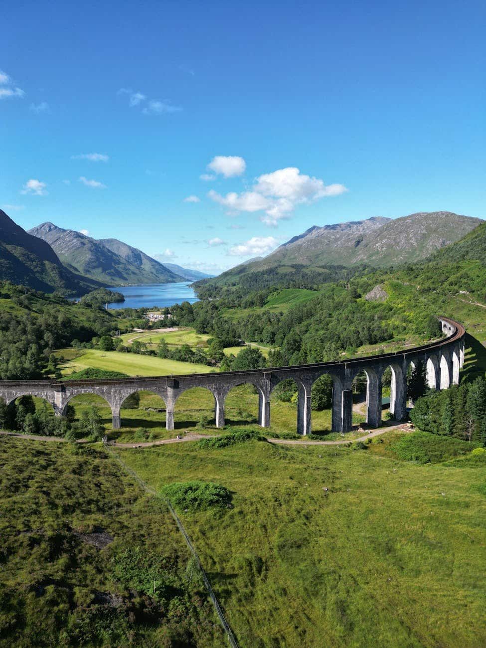 glenfinnan viaduct in summer